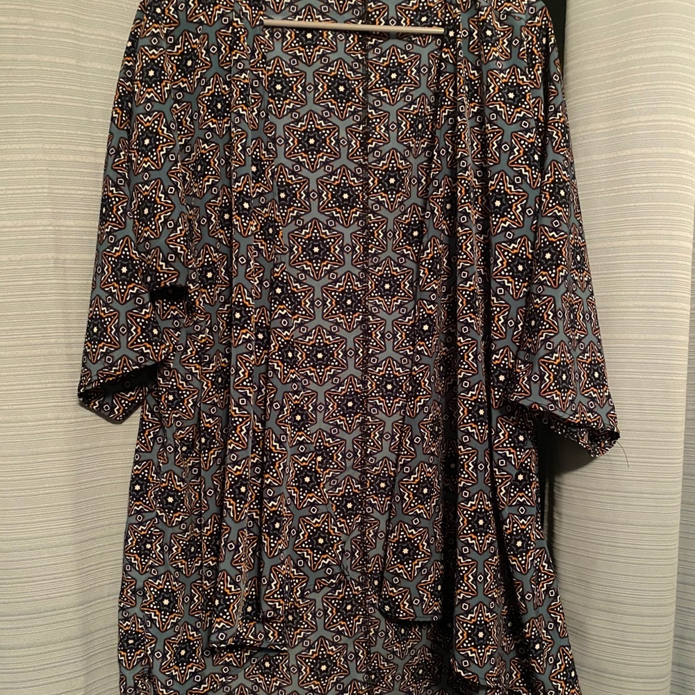 Lularoe Lindsay Kimono